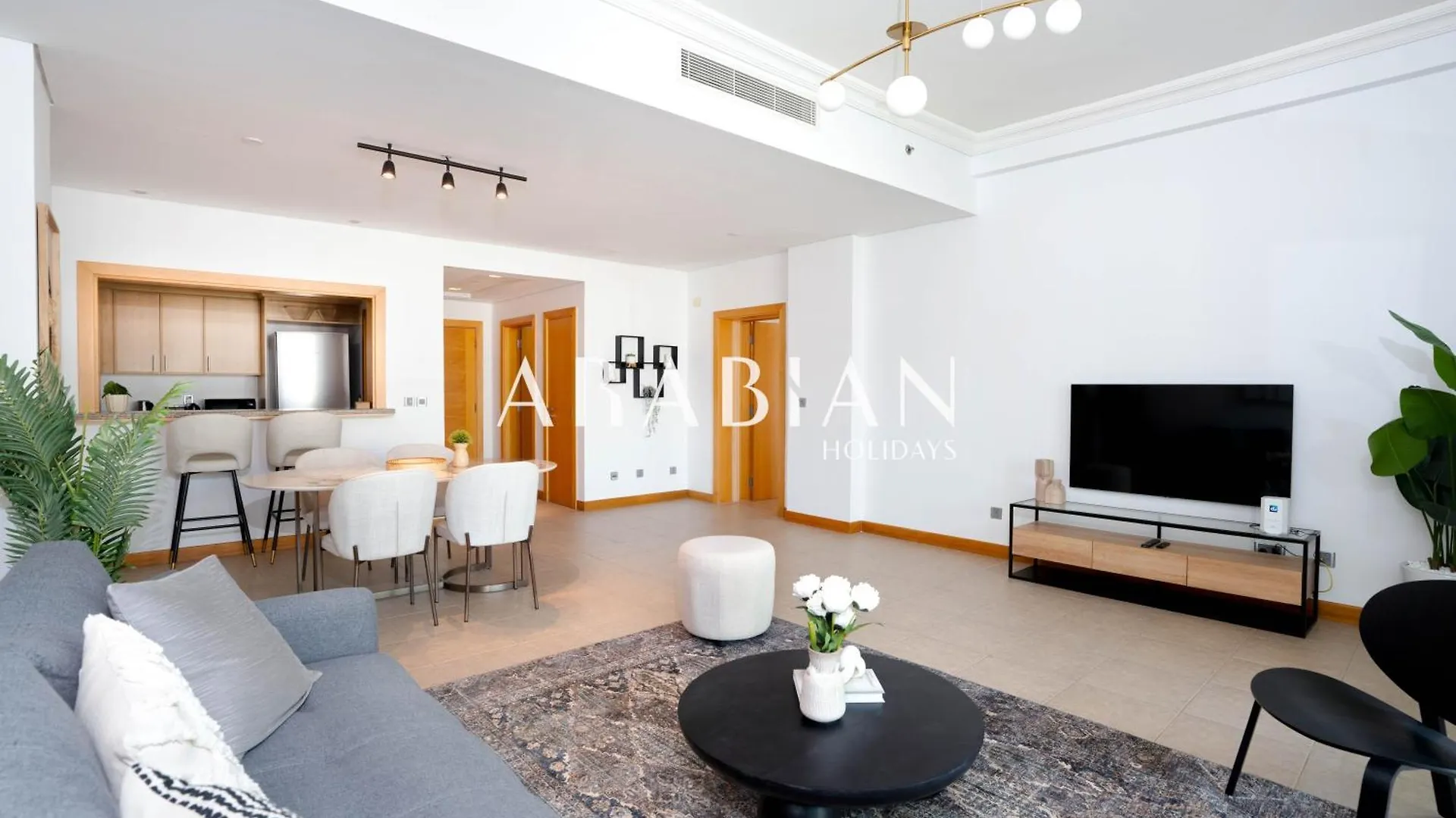 Beautiful 1Br Palm Jumeirah With Pool And Beach Access Dubai