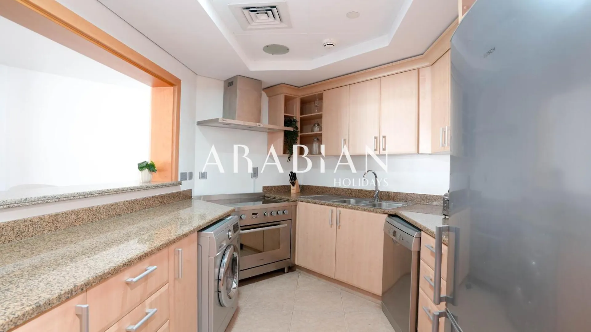 Beautiful 1Br Palm Jumeirah With Pool And Beach Access Dubai United Arab Emirates